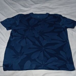 Blue Leaf Pattern T-Shirt